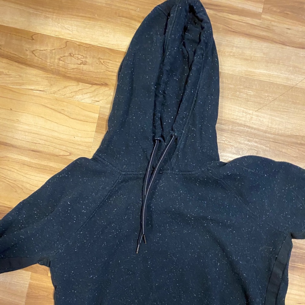 Cropped hoodie